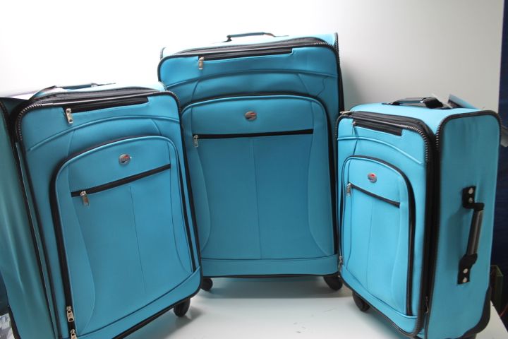American Tourister Luggage at Pop Three Piece Spinner Set 29 inch Aqua