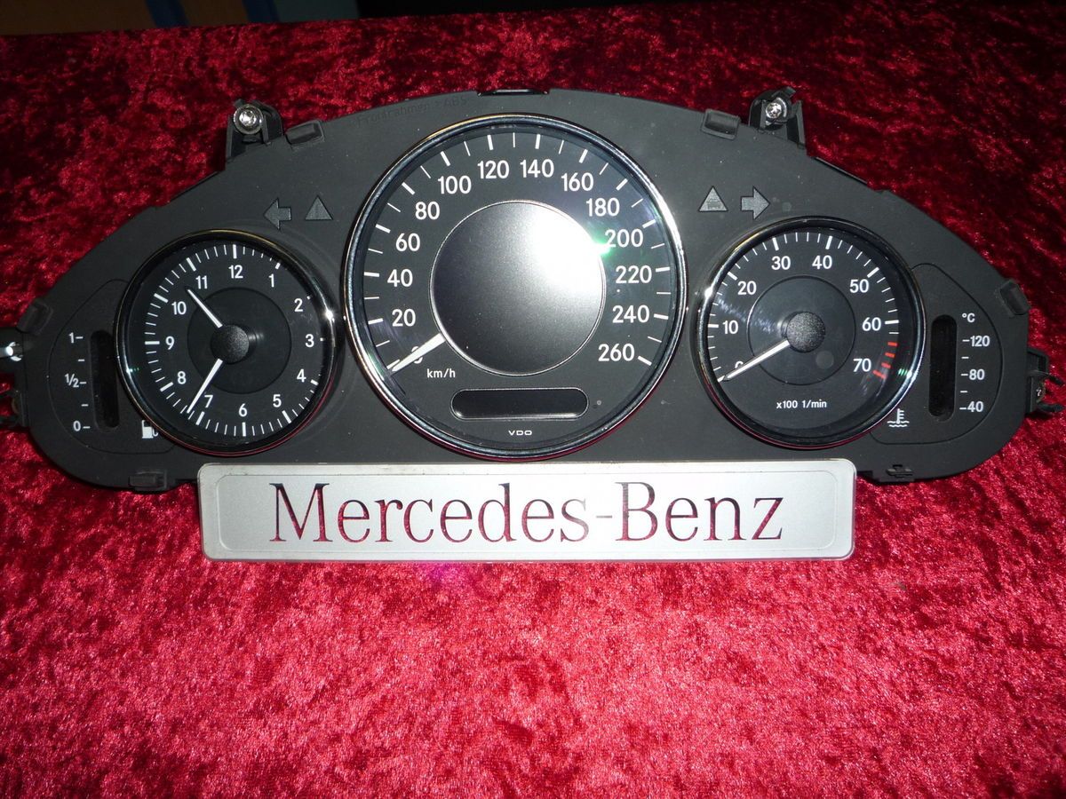 Mercedes Kombiinstrument 2195400111 Cls c219 w219