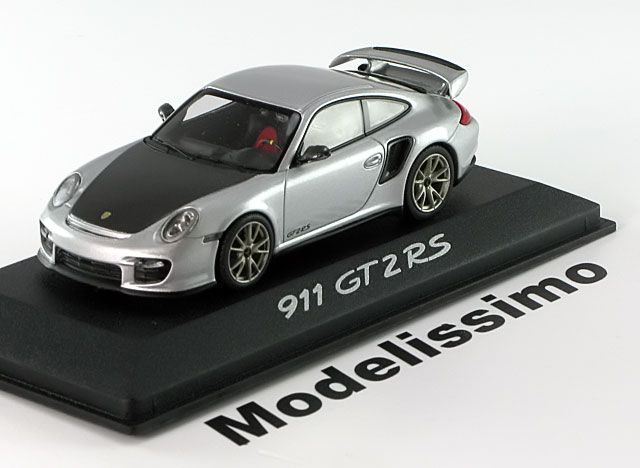43 Minichamps Porsche 911 (997) GT2 RS 2010 silver